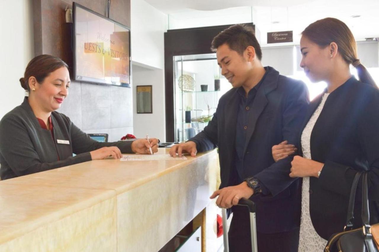 阿尔帕城市套房酒店 宿务 外观 照片